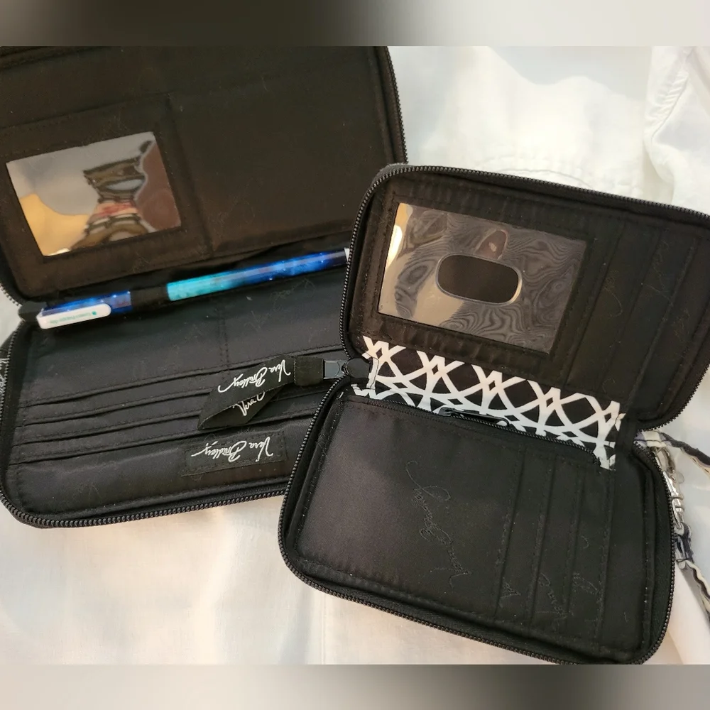 Vera Bradley Black and White Floral Phone Case Set EUC - Picture 2 of 9